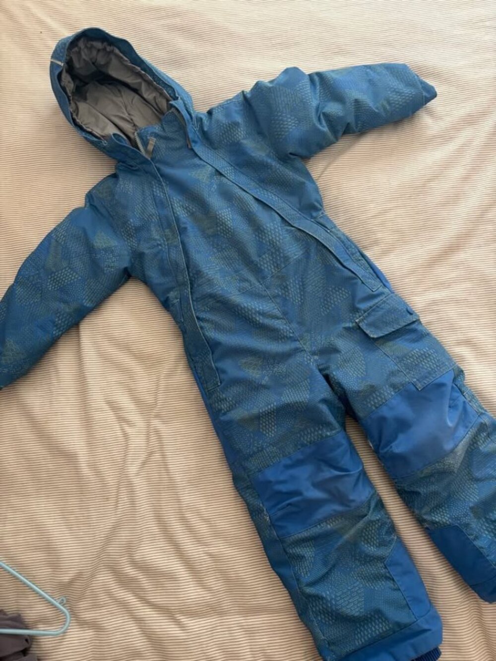 MEC Toaster Snowsuit - Picture 6 of 7